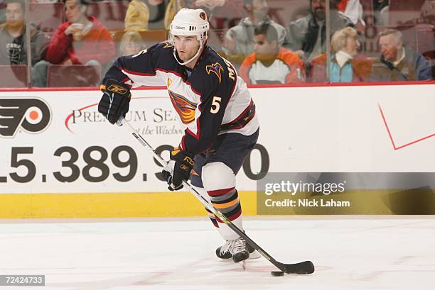 Steve McCarthy of the Atlanta Thrashers plays the puck against the Philadelphia Flyers during the NHL game on October 26, 2006 at the Wachovia Center...