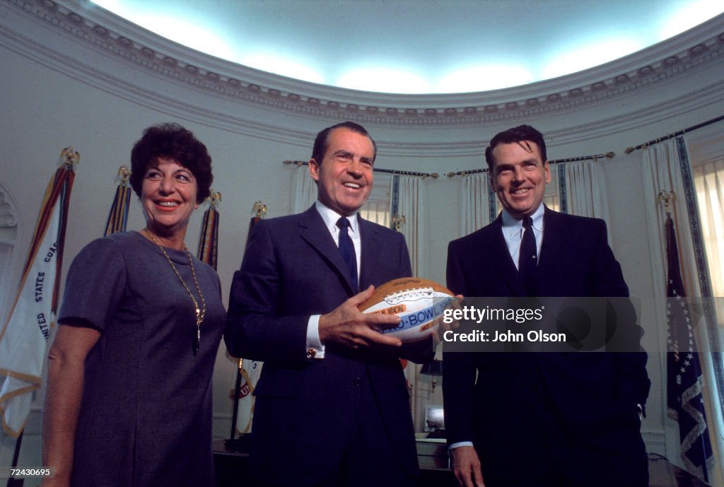 President Richard Nixon flanked by Rams football team