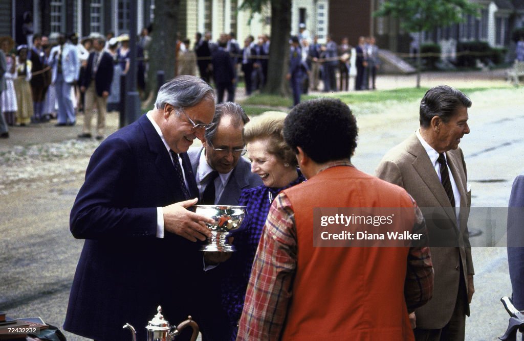 Pres Ronald Reagan unid artisan British PM Margaret That