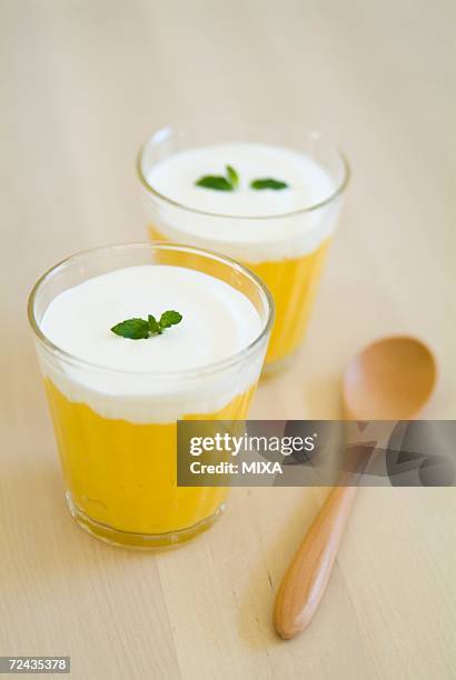 mango pudding - mango pudding stock pictures, royalty-free photos & images