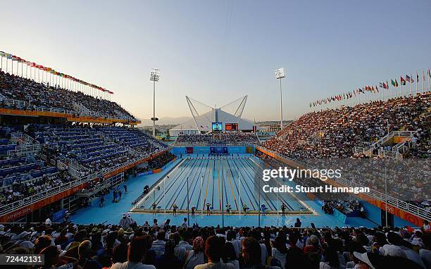 General view of the men's swimming 400 metre freestyle final on August 14, 2004 during the Athens 2004 Summer Olympic Games at the Main Pool of the...