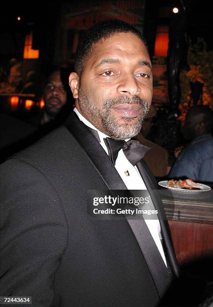 Former Los Angeles Lakers basketball player Norm Nixon attends the 33rd Annual National Association for the Advancement of Colored People Image...