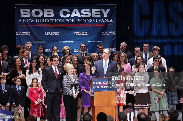 Democratic Senator-elect Bob Casey thanks supporters after defeating incumbent Republican Senator Rick Santorum November 7, 2006 in Scranton,...