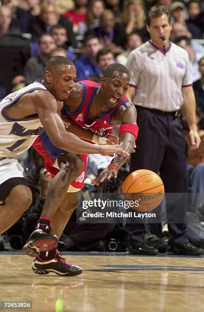 Guard Chris Whitney of the Washington Wizards steals the ball from point guard Jeff McInnis of the Los Angeles Clippers during the NBA game at the...