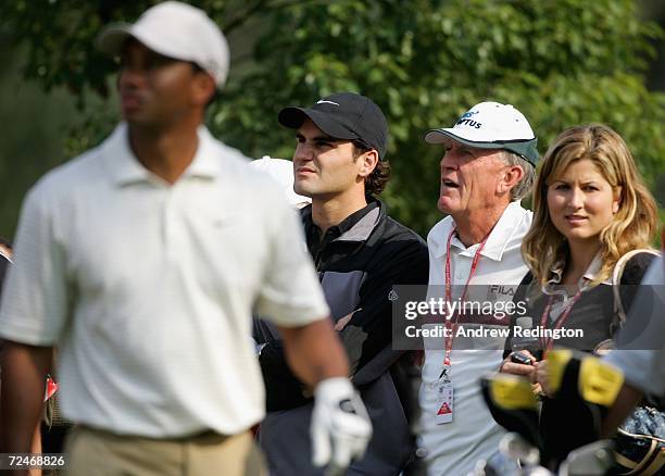 Tony Rouse Coach 153 Coach Tony Roche Stock Photos, High-Res Pictures, and Images ...