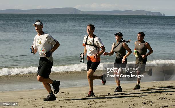 Members of the Fosters Team in action during day five of the Mark Webber Pure Tasmania Challenge on November 9, 2006 in Bruny Island, Australia.