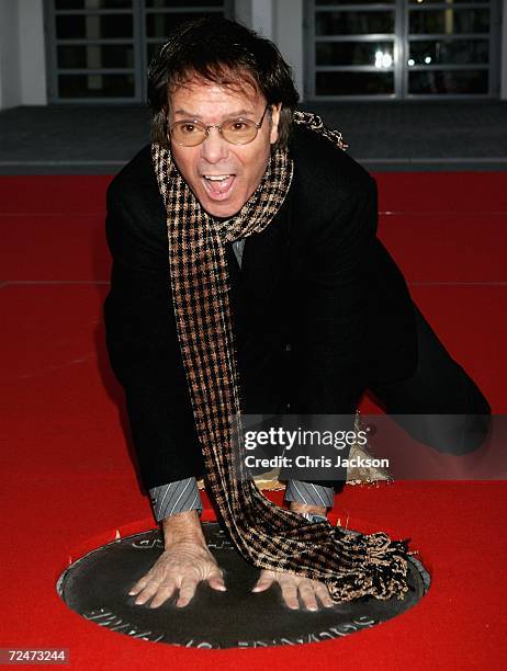 133 Wembley Arena Square Of Fame Stock Photos, High-Res Pictures, and ...