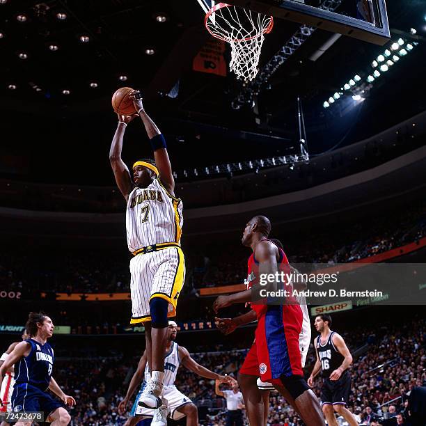 Jermaine O''Neal of the Indiana Pacers grabs a rebound during the 2002 NBA All Star Game at the First Union Center in Philadelphia, Pennsylvania.NOTE...