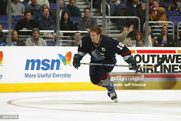 Markus Naslund of the Vancouver Canucks during the NHL Allstar Skills competition at the Staples Center in Los Angeles, California. The World Team...