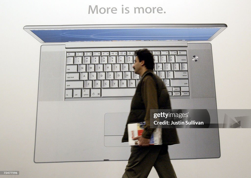 Macworld Conference & Expo 2003 Kicks Off In San Francisco