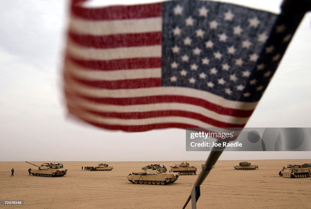 U.S. Army Train Near Iraqi Border