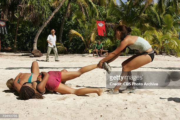 Left to right: Candice Woodcock, Rebecca Borman and Parvati Shallow compete in the challege "Kicking & Screaming" as Jeff Probst and Anh-Tuan...