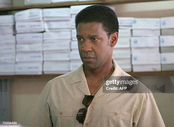 Oscar-winning actor, Denzel Washington is seen during a movie shoot "American Gangster" at a local market in Chiang mai province, 11 November 2006. "...