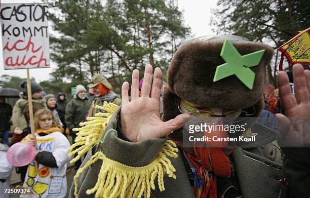 Anti-nuclear activists take part in a demonstration on November 11, 2006 in the northern village Gorleben near Dannenberg, Germany.German police...