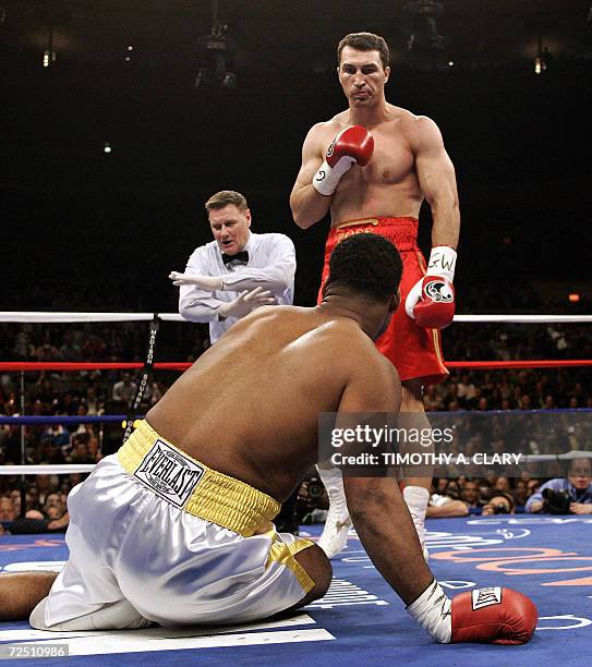 Calvin B Rocks Heavyweight Championship Fight Wladimir Klitschko V Calvin Brock Photos ...