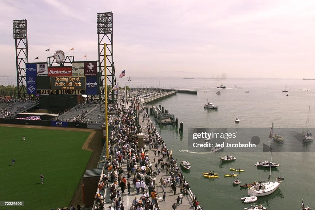 Dodgers v Giants X GV