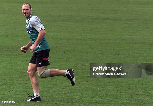 Stewart Loewe of the St Kilda Football Club is back on the training track, as he recovers from a knee injury, during the clubs training session held...