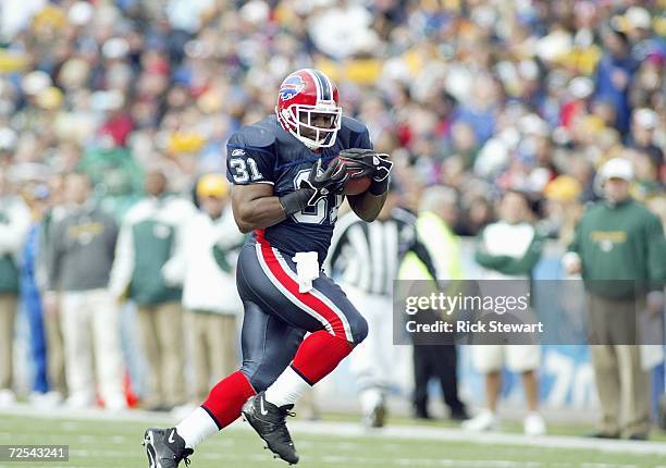 Daimon Shelton of the Buffalo Bills carries the ball during the game against the Green Bay Packers on November 5, 2006 at Ralph Wilson Stadium in...