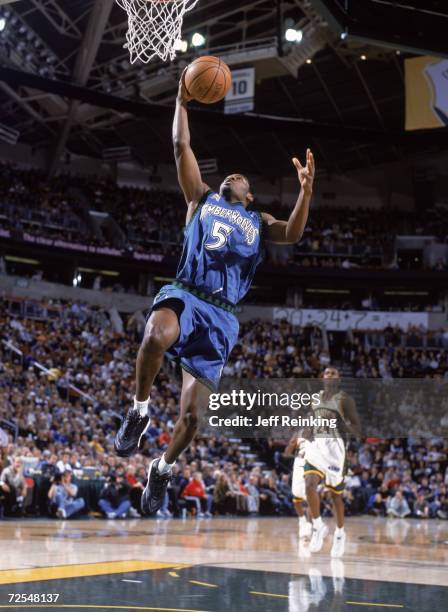 Point guard William Avery of the Minnesota Timberwolves shoots the ball during the NBA game against the Seattle SuperSonics at the Key Arena in...