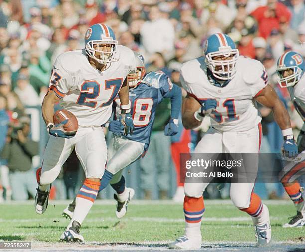 Defensive back Steve Atwater of the Denver Broncos returns an interception during the Broncos 34-8 win over the New England Patriots at Foxboro...