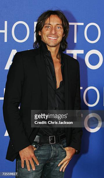 French DJ Bob Sinclar, arrives at the 2006 World Music Awards at Earls Court on November 15, 2006 in London.