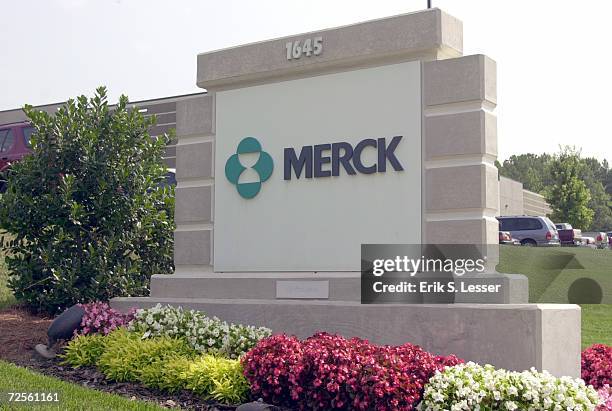 Merck Co Fotografías e imágenes de stock - Getty Images