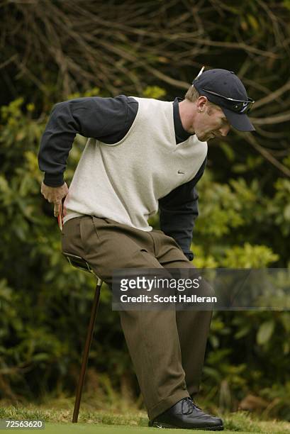 David Duval withdraws on the fourth hole during the final round of the Nissan Open at Riviera CC in Pacific Palisades, California. DIGITAL IMAGE.
