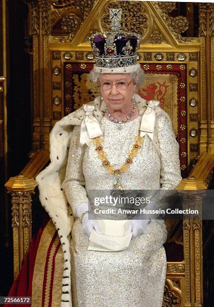 Queen Elizabeth ll wears the Imperial State Crown at the State Opening of Parliament on November 15, 2006 in London, England.
