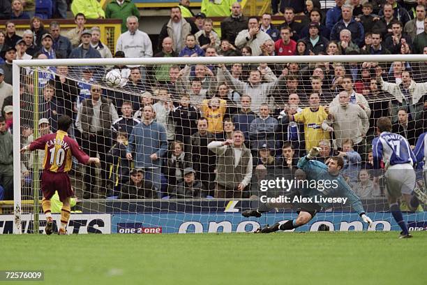 Benito Carbone of Bradford City sends the ball over the bar from the penalty spot during the FA Carling Premier League match against Everton at...