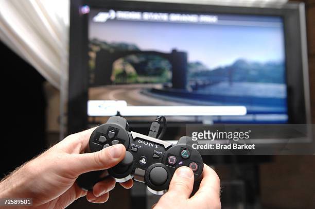 6,056 Playstation 3 Stock Photos, High-Res Pictures, and Images