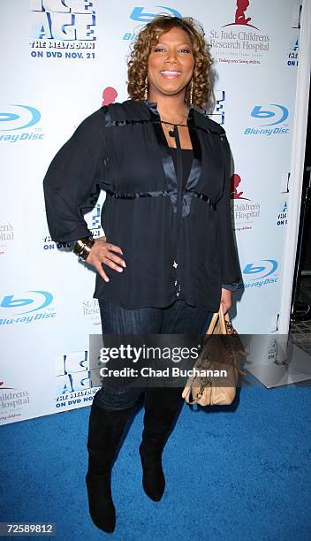 Queen Latifah attends the Launch of Fox Home Entertainment?s DVD 'Ice Age: The Meltdown' on November 16, 2006 in Beverly Hills, California.