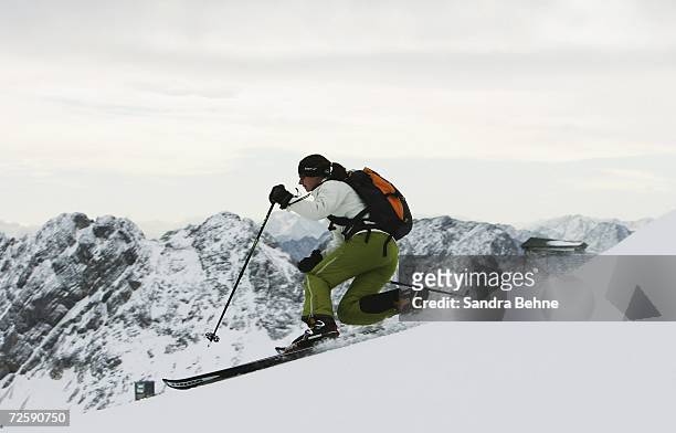Telemark skiier is seen during the "SchneeSTART" on Germany`s highest mountain on November 17, 2006 in Garmisch-Partenkirchen, Germany. SchneeSTART...