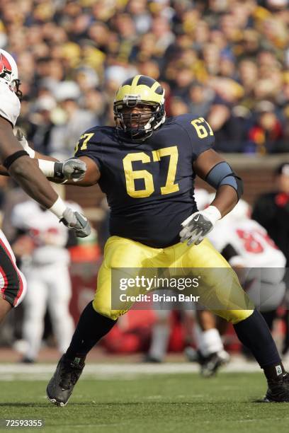 Defensive tackle Terrance Taylor of the Michigan Wolverines during the NCAA game against the Ball State Cardinals on November 4, 2006 at Michigan...