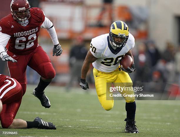 Mike Hart of the Michigan Wolverines carries the ball during the game against the Indiana Hoosiers on November 11, 2006 at Memorial Stadium in...