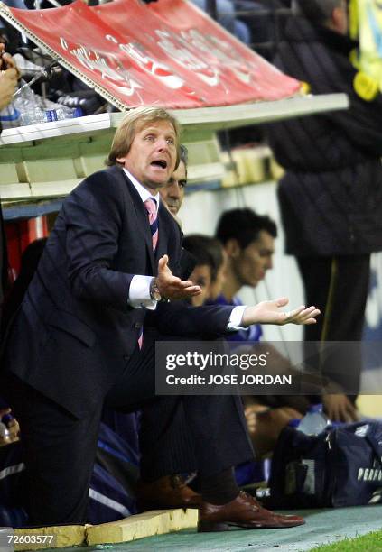 Getafe?s coach German Bernd Schuster reacts during a Spanish league football match against Villareal at the Madrigal Satdium in Villarreal,...