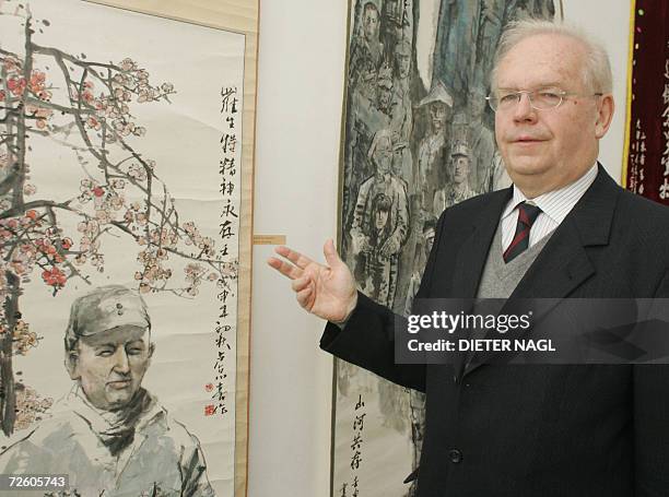 Jacob Rosenfeld 287 Jacob Rosenfeld Stock Photos, High-Res Pictures, and Images - Getty ...