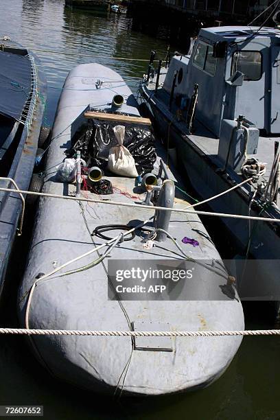 Puntarenas, COSTA RICA: A midget submarine seized November 17th to Colombian drug traffickers in Costa Rican territorial waters, 80 nautical miles...