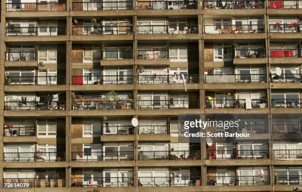 The sun shines on Trellick Tower on November 21, 2006 in London, England. The building contains 217 flats and was originally entirely owned by the...