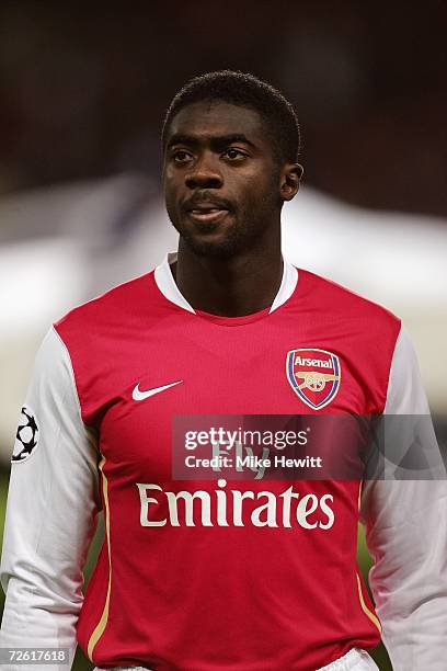 Kolo Toure Arsenal Photos and Premium High Res Pictures - Getty Images