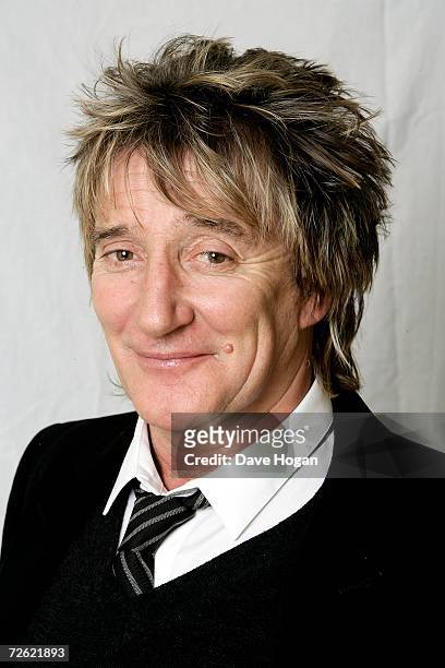 Musician Rod Stewart poses for a portrait at Langham Hotel on October 31, 2006 in London, England. Rod's new album ' Still the same...Great Rock...