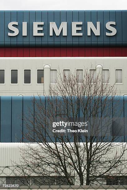 The Siemens Research Center on Otto-Hahn-Ring is seen on November 21, 2006 in Munich, Germany. Five Siemens executives have been arrested in raids at...