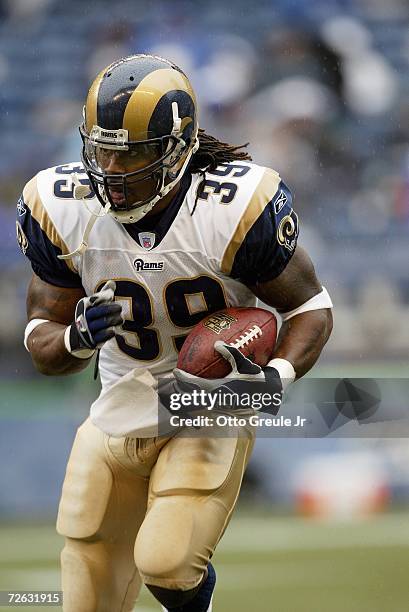 Running back Steven Jackson of the St. Louis Rams runs with the ball during the NFL game against the Seattle Seahawks at Qwest Field on November 12,...