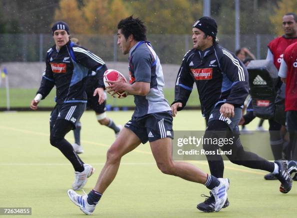 Dan Carter Mils Muliaina And Piri Weepu Of The All Blacks In Action dan-carter-mils-muliaina-and-piri-weepu-of-the-all-blacks-in-action