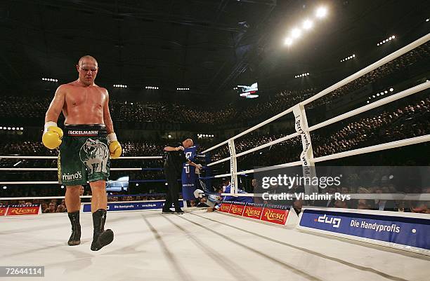 Axel Shultz Axel Schulz Boxing Photos and Premium High Res Pictures - Getty Images