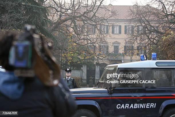 Carabinieri patrol in front of the Silvio Berlusconi house in Arcore, 26 November 2006. Former Italian prime minister Silvio Berlusconi collapsed...