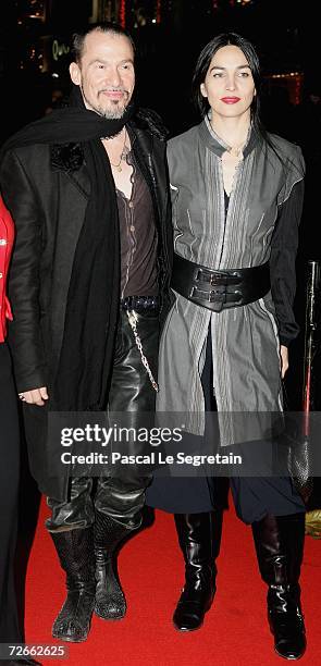 Singer Florent Pagny poses with his wife Azucena during the official Christmas lighting ceremony at The Champs Elysees November 28, 2006 in Paris,...
