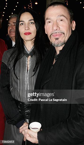 Singer Florent Pagny arrives with his wife Azucena to the official Christmas lighting ceremony at The Champs Elysees November 28, 2006 in Paris,...