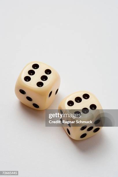 dice - dice pair stock-fotos und bilder