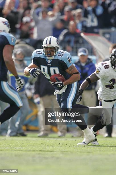 Bo Scaife of the Tennessee Titans runs against the Baltimore Ravens on November 12, 2006 at LP Field in Nashville, Tennessee. The Ravens won 27-26.