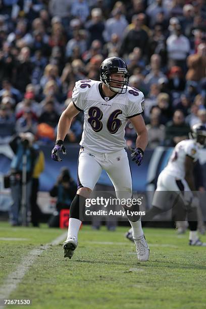 Todd Heap of the Baltimore Ravens runs against the Tennessee Titans on November 12, 2006 at LP Field in Nashville, Tennessee. The Ravens won 27-26.